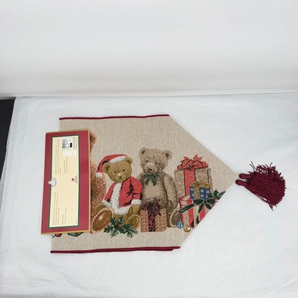 Natco Holiday Tapestry Table Runner Bears Tassels Christmas Decor 13x36 NEW